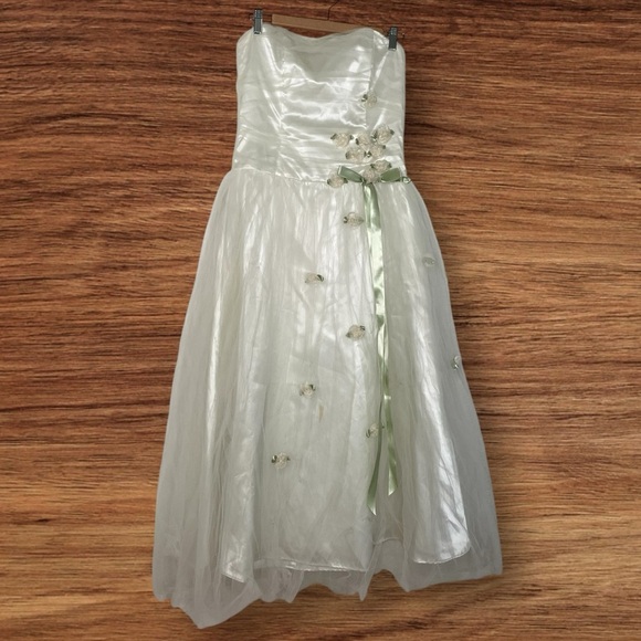 Vintage Jessica McClintock for Gunne Sax Strapless Cream Dress - Picture 2 of 5